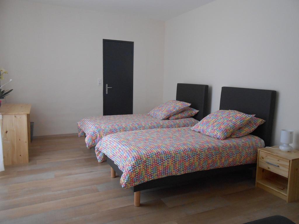 Le Merlanson Chambres D'Hotes Bez-et-Esparon Kültér fotó